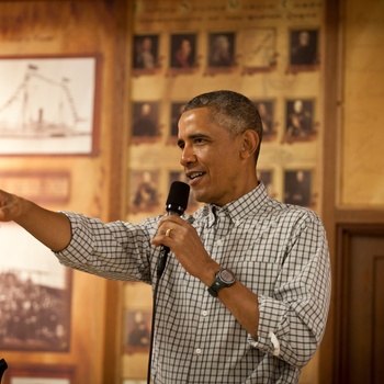 President of the United States visits for Christmas 2014