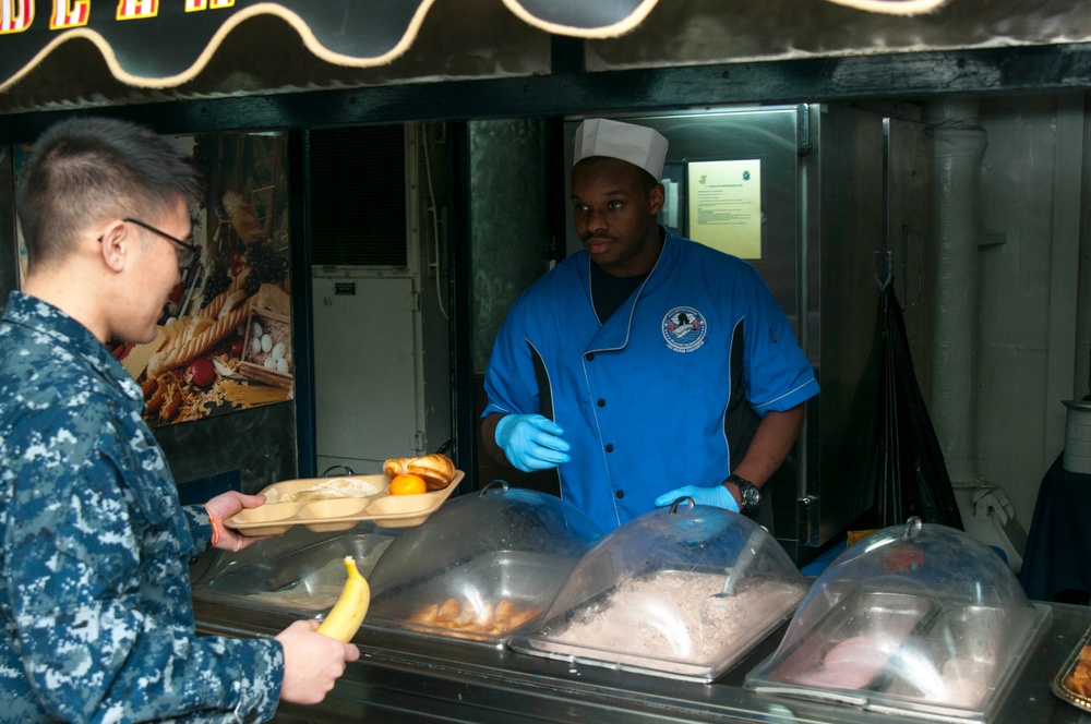 Lunch aboard USS George Washington