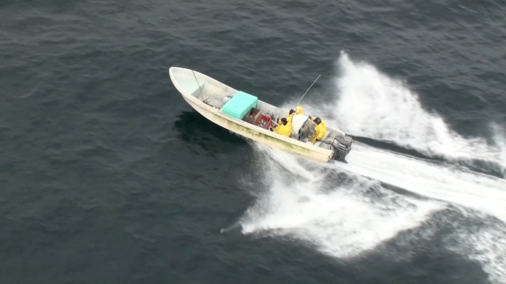 Coast Guard helicopter chases Mexican poachers in US waters