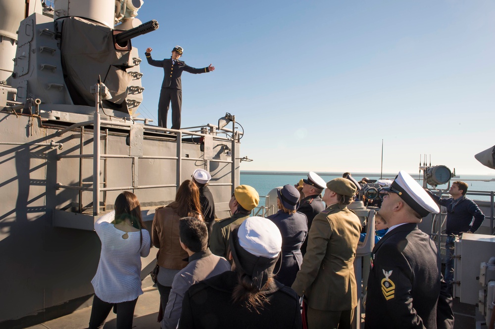 Spanish military, law enforcement officials visit USS Fort McHenry