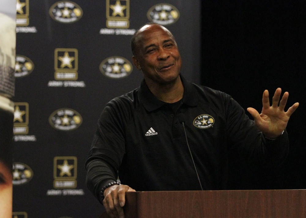 Four-time Super Bowl champion and Hall of Famer Lynn Swann
