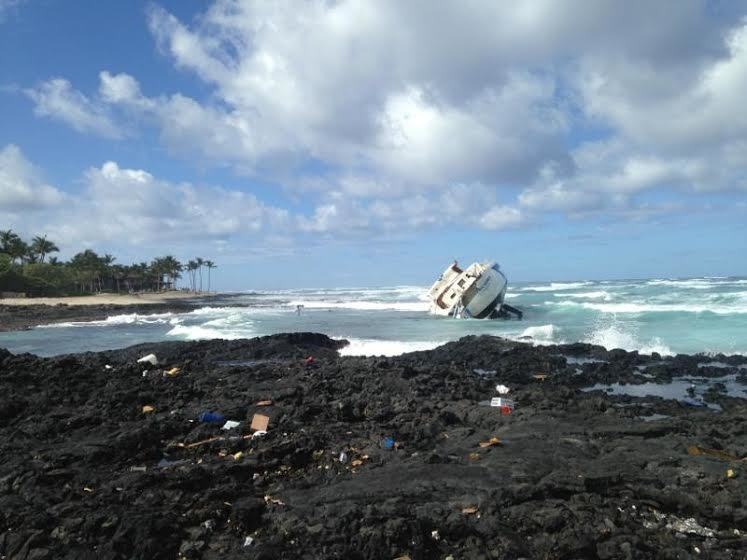 Coast Guard, fire department search for missing boater off the Big Island