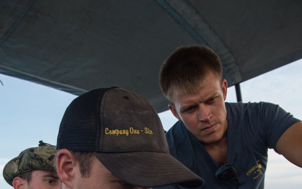 Navy divers support AirAsia Flight QZ8501 search efforts