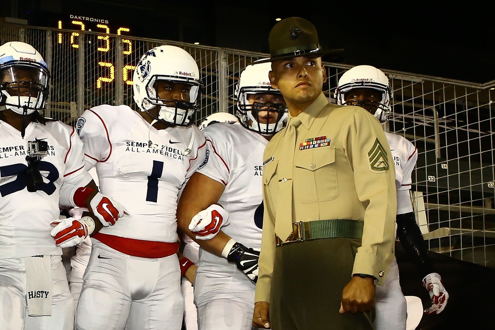 Marines lead 2015 Semper Fi All-Americans, help close high school football careers
