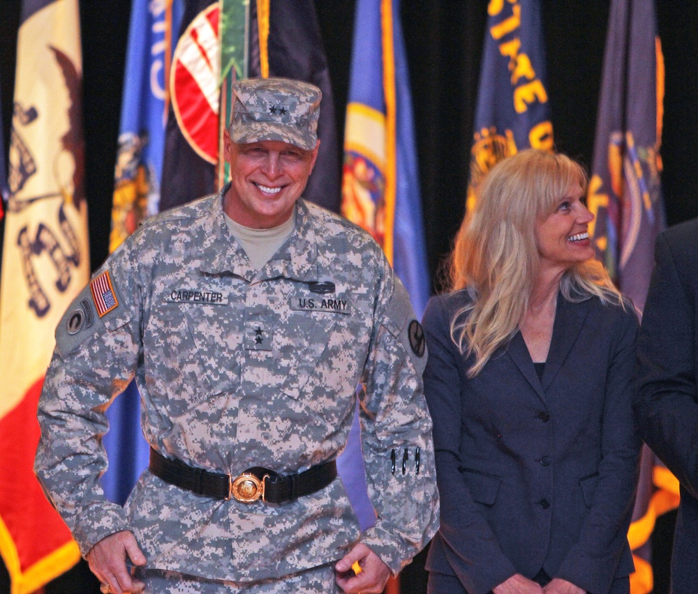 Carpenter assumes command of the 84th Training Command