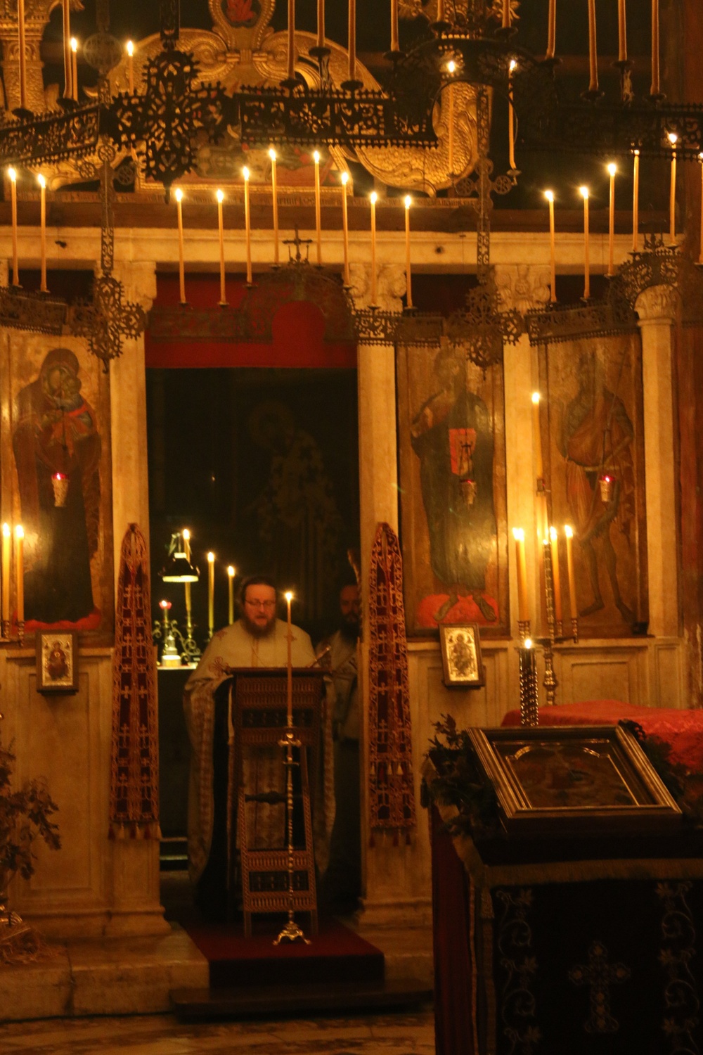 Soldiers celebrate Serbian Christmas Eve