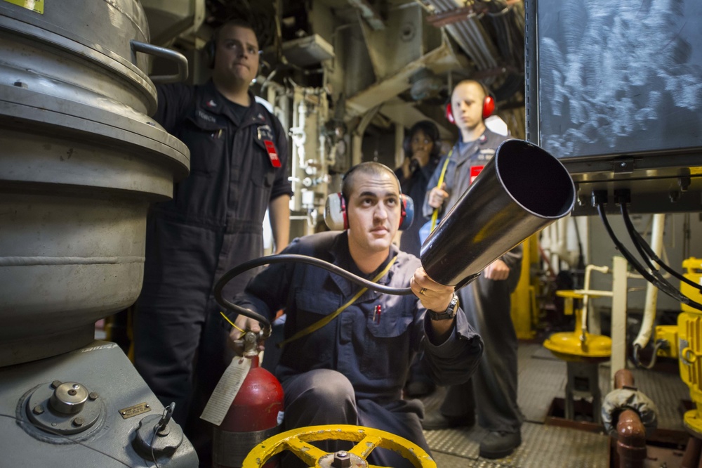 USS Fort McHenry