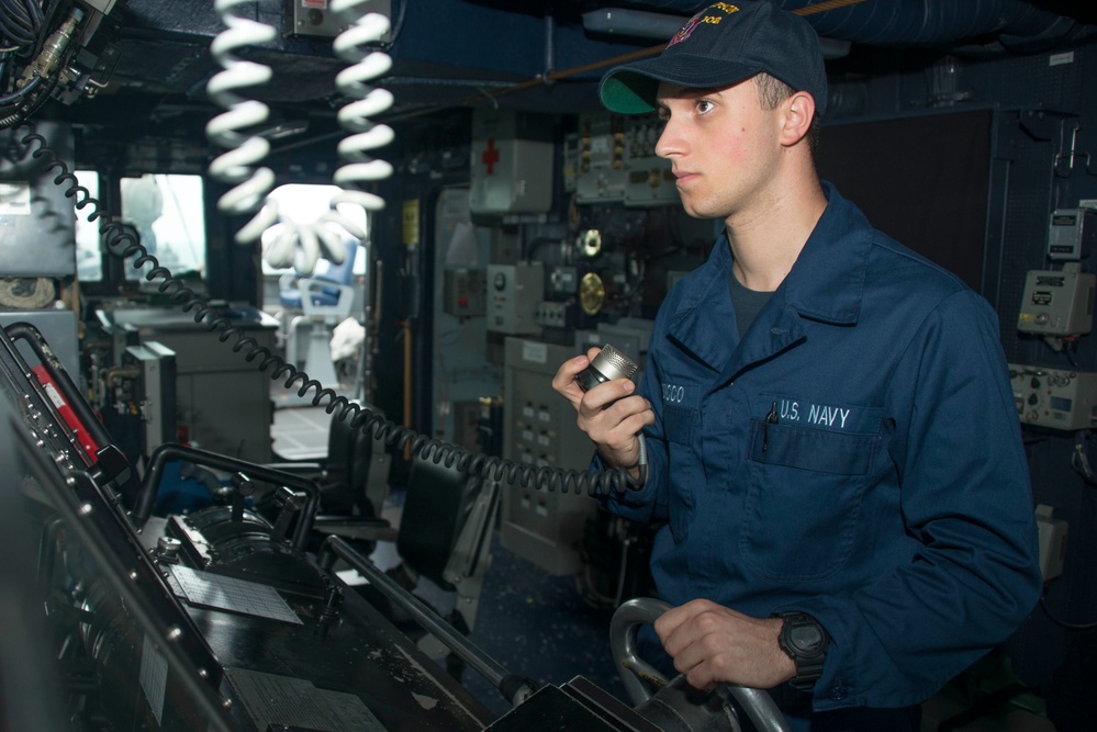 USS Sampson (DDG 102) conducts search operations