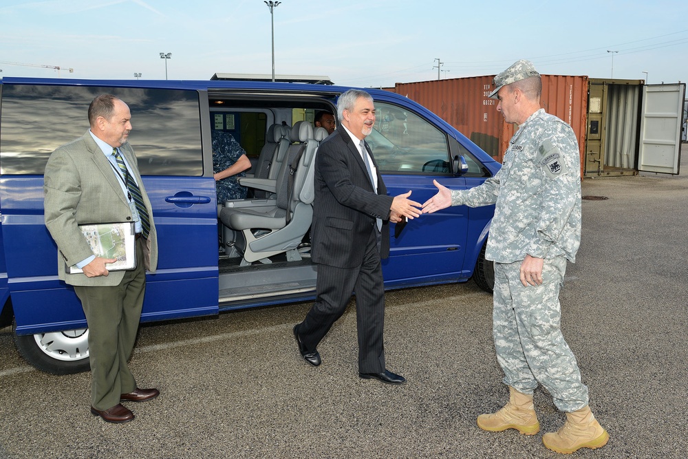 Ambassador Phillip Carter III visits to the deployable forensic labs