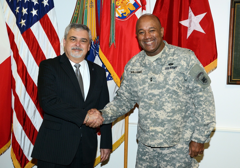 Ambassador Phillip Carter III visits to the deployable forensic labs