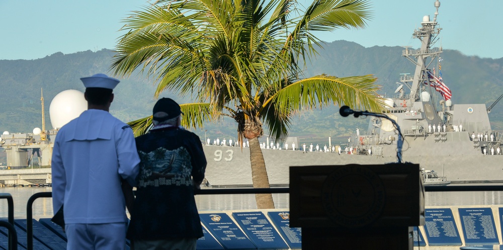 USS Chung-Hoon arrives