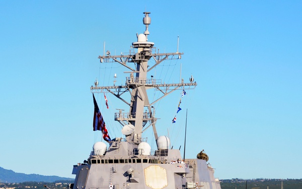 USS Chung-Hoon transit