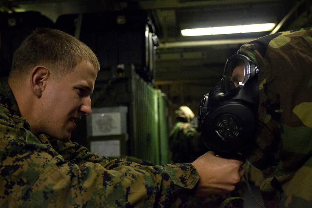 24th MEU conducts MOPP gear refresher course