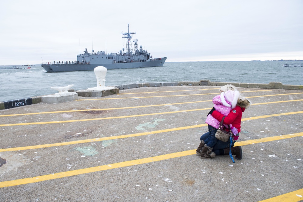 USS Kauffman departs for final deployment