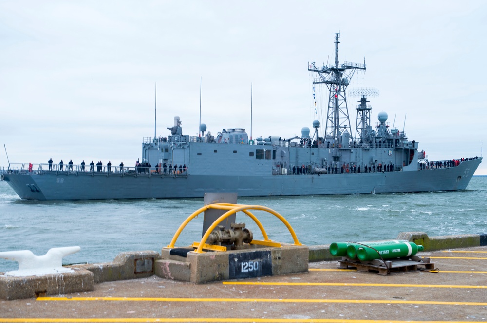 USS Kauffman departs for final deployment