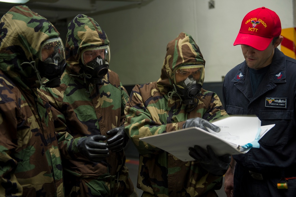 USS Carl Vinson participates in Operation Inherent Resolve