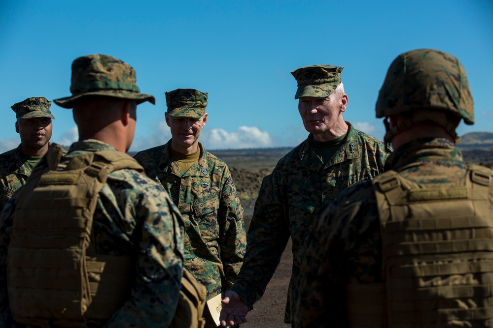 Lt. Gen. Toolan visits Marines on PTA during Exercise Lava Viper