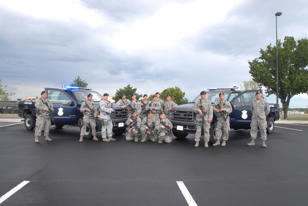 Kansas Guardsmen support each other amid shutdowns