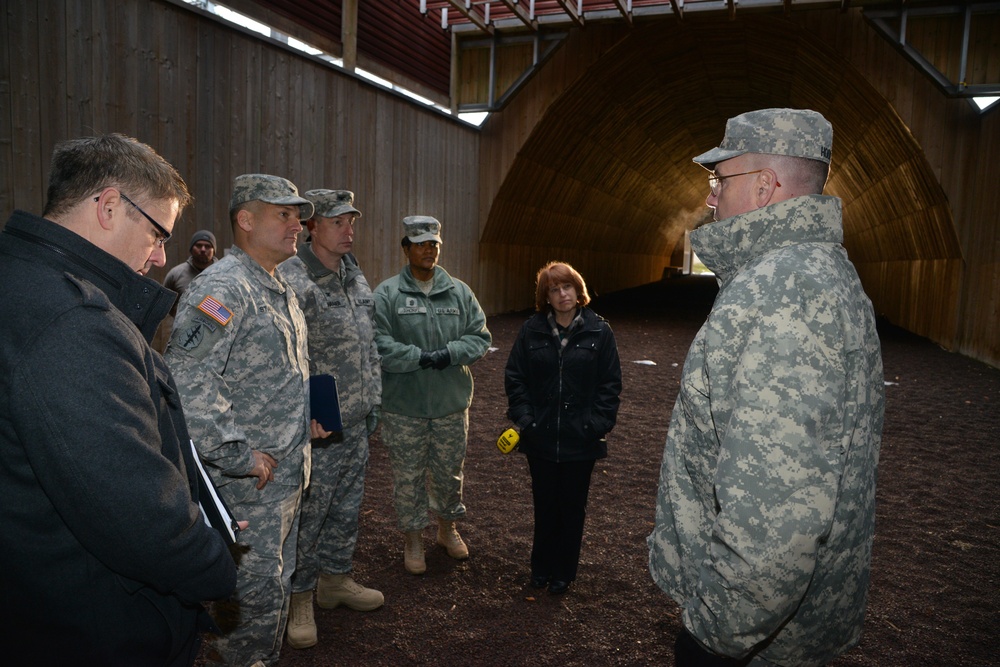 Lt. Gen. Ben Hodges, USAEUR commander, visit to Panzer Range Complex