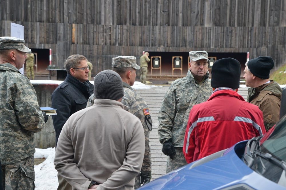 Lt. Gen. Ben Hodges, USAEUR commander, visit to Panzer Range Complex