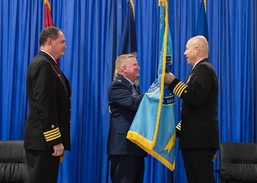 St. Louis changes command, maintains naval leadership
