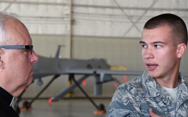 Chaplain recruits meet Airmen, get first-hand experience with military culture