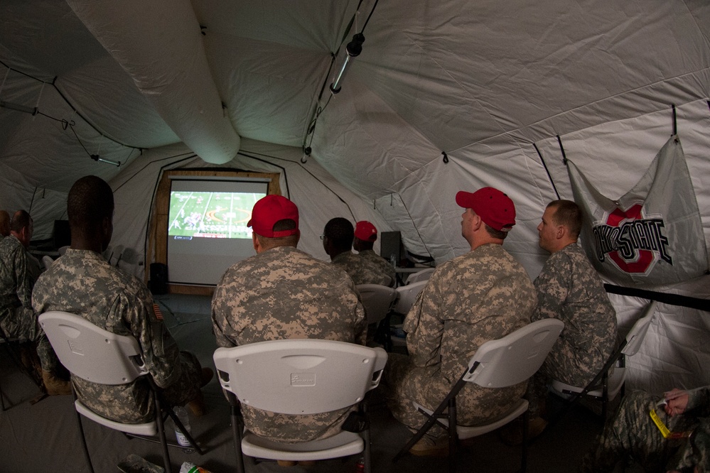 JFC-UA Soldiers, Buckeyes fans stay up to cheer on team