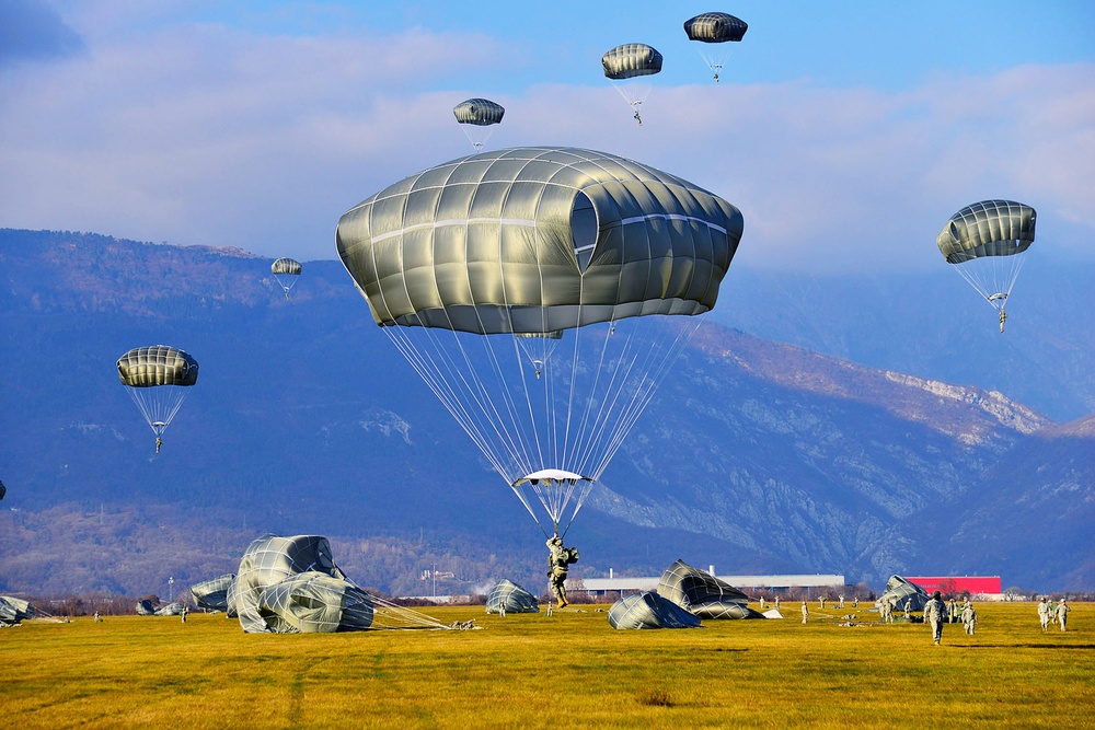 Airborne operation at Juliet Drop Zone in Pordenone, Italy, Jan. 13