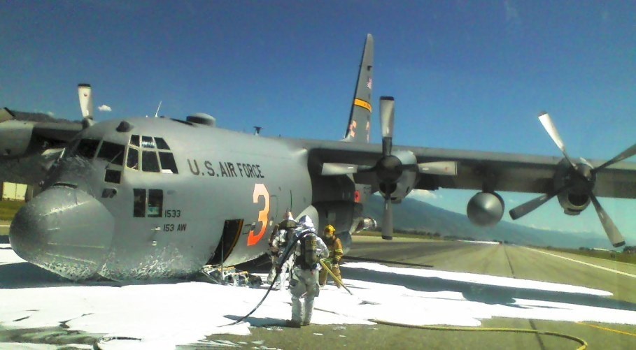 Wyoming Air Guard C-130 Safely Lands without Nose Landing Gear