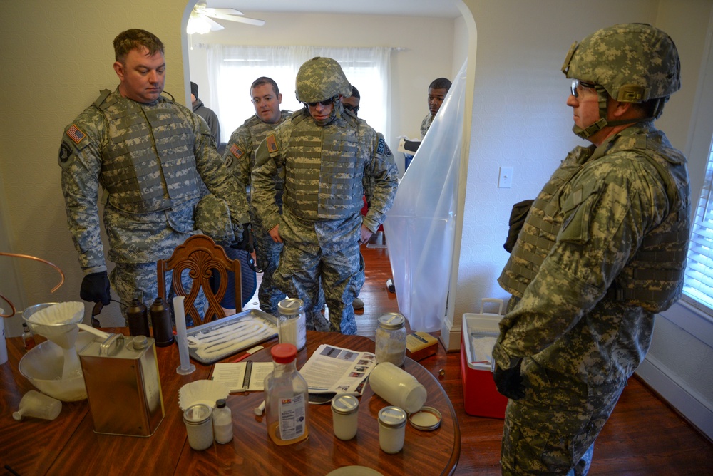 430th EOD trains with first responders in Washington, NC