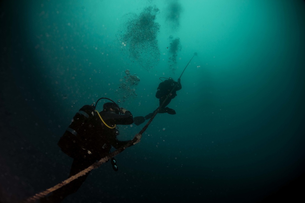 Joint UCT Diver Training