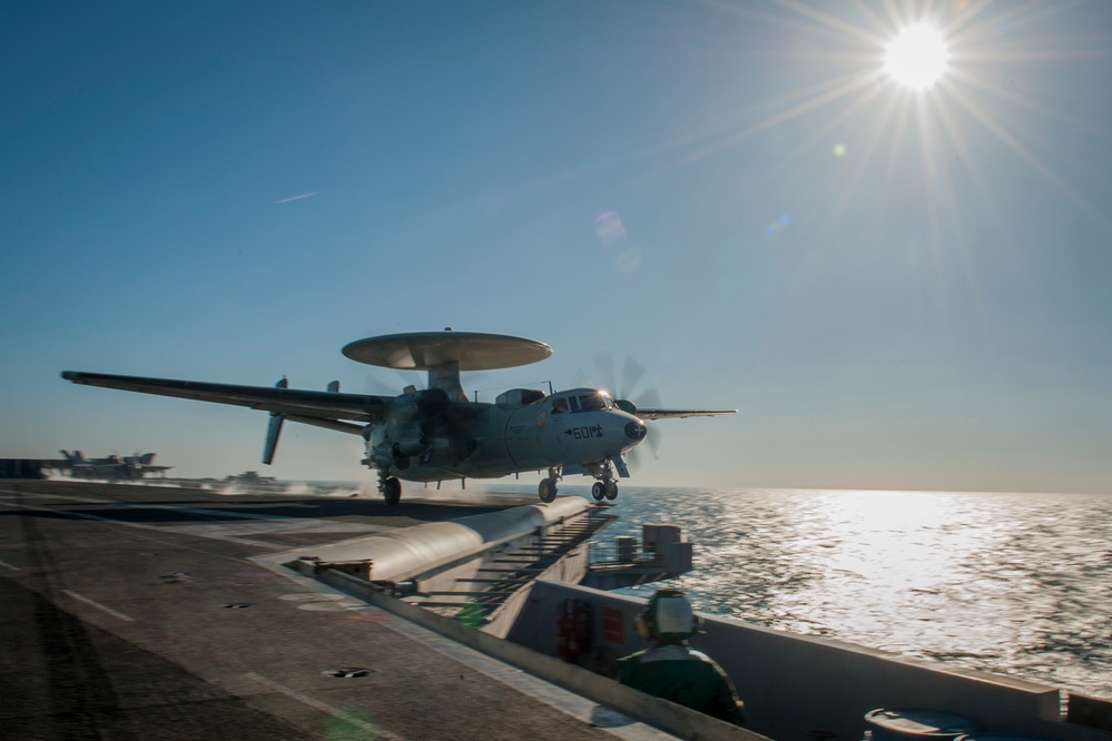USS Carl Vinson supports Operation Inherent Resolve