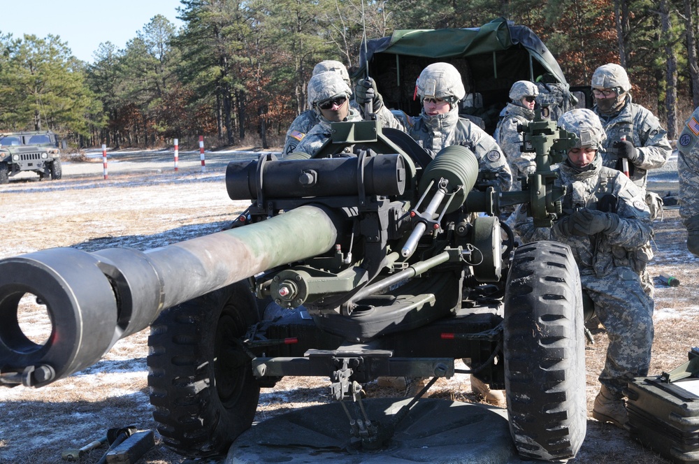 New York Artillerymen brave frigid temperatures to train