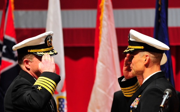 Blue Ridge welcomes 27th commanding officer