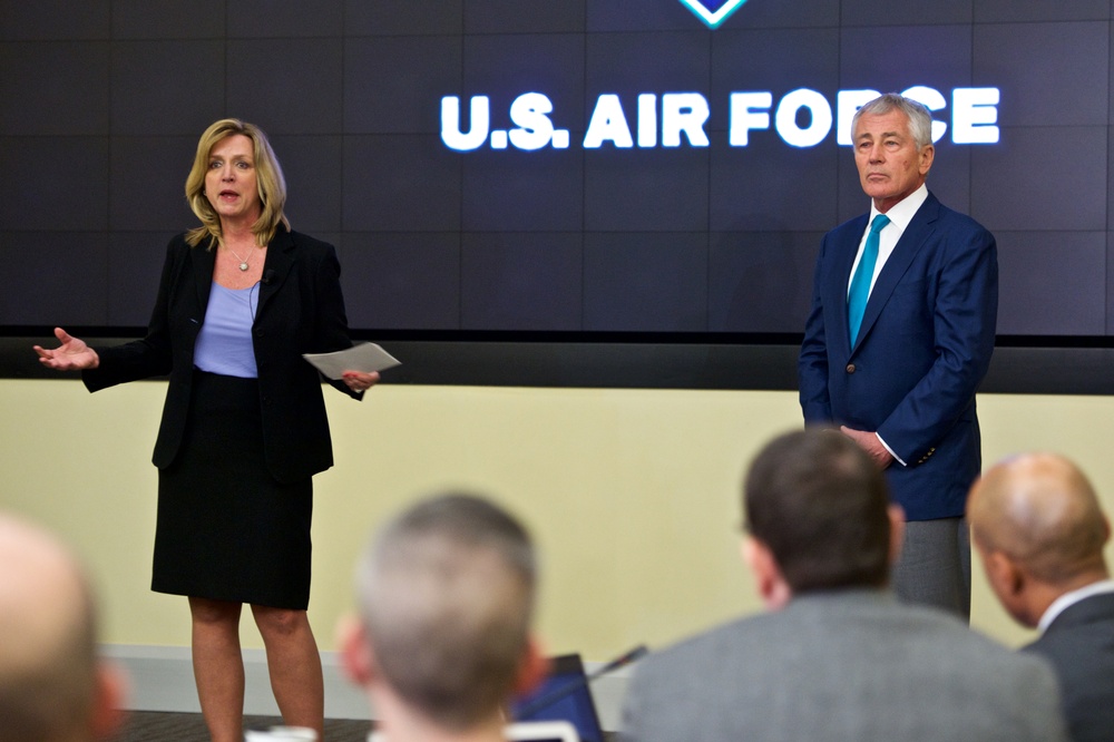 SECDEF attends the US Air Force SAPR Summit