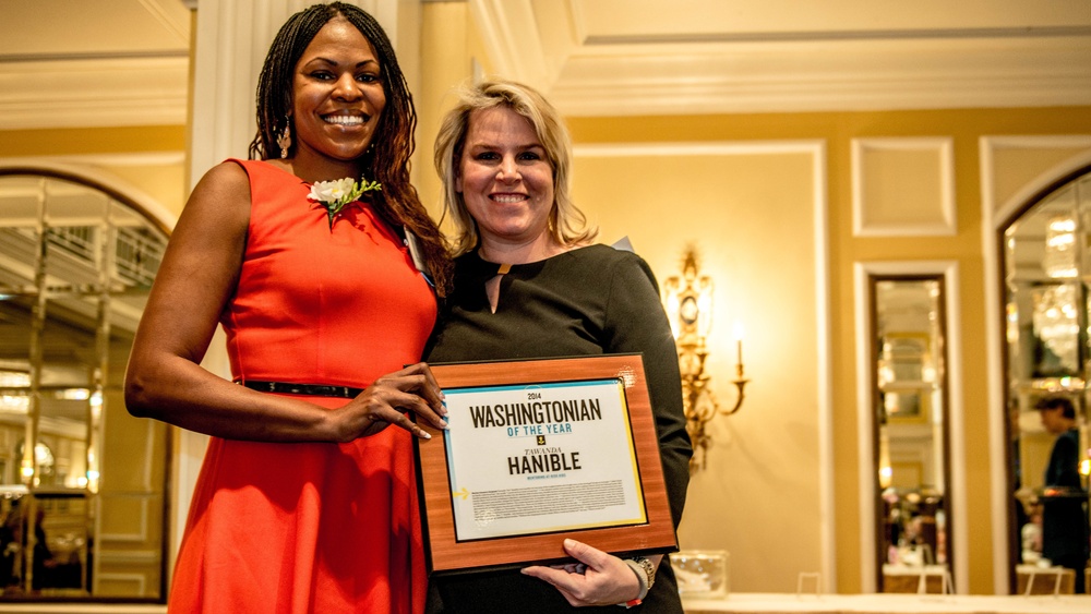 Gunny sets example, receives Washingtonian Award