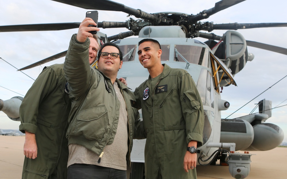 'The Wedding Ringer' cast visits MCAS Miramar for a special screening