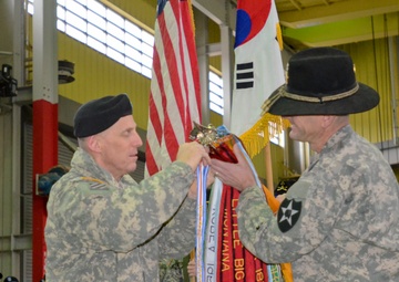 4-7 Cav. receives Valorous Unit Award