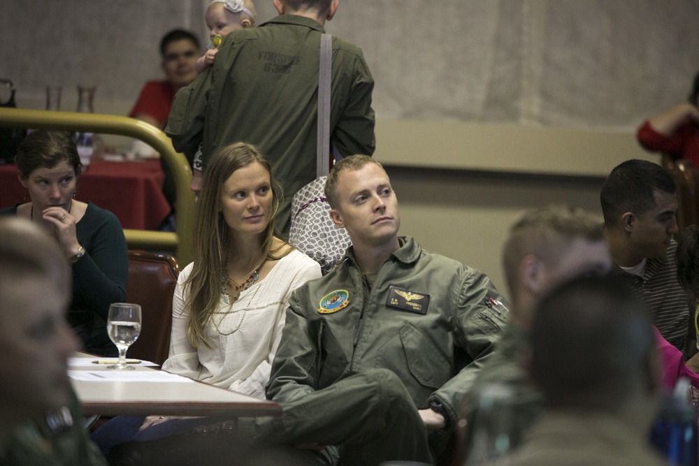 VMM-262 families prepare for upcoming deployment
