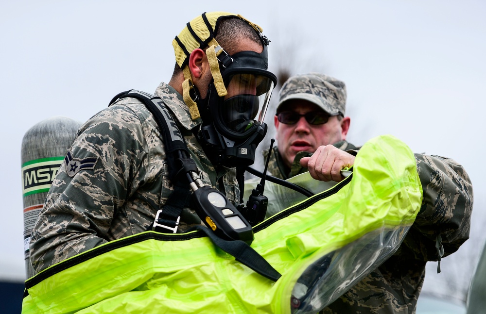 JBLE Airmen enhance CBRN response