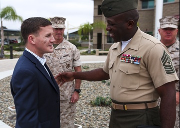 MoH Cpl. Carpenter Visits Camp Pendleton
