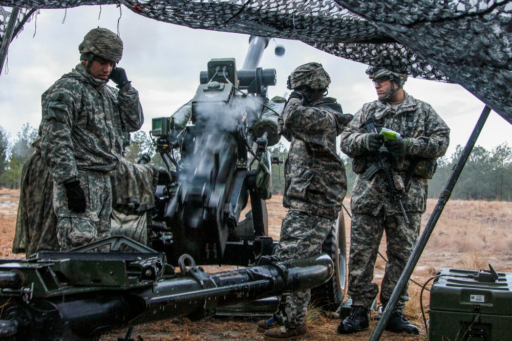 US, UK artillerymen participate in Operation Pegasus Cypher