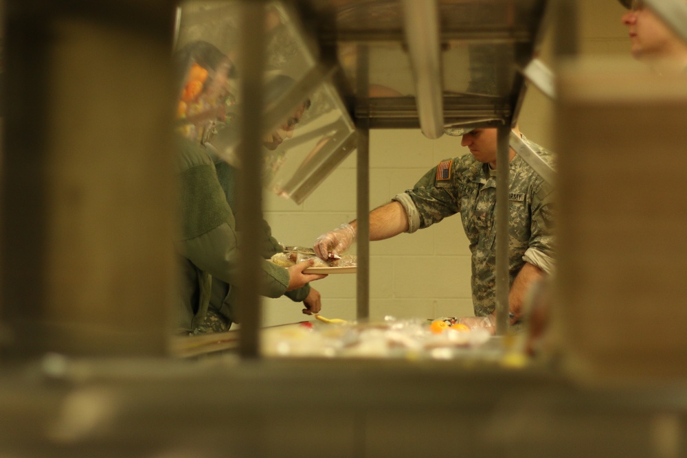 Army cooks keep wheels moving for Nationwide Move 15