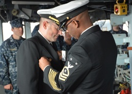 USS Cole holds change of command