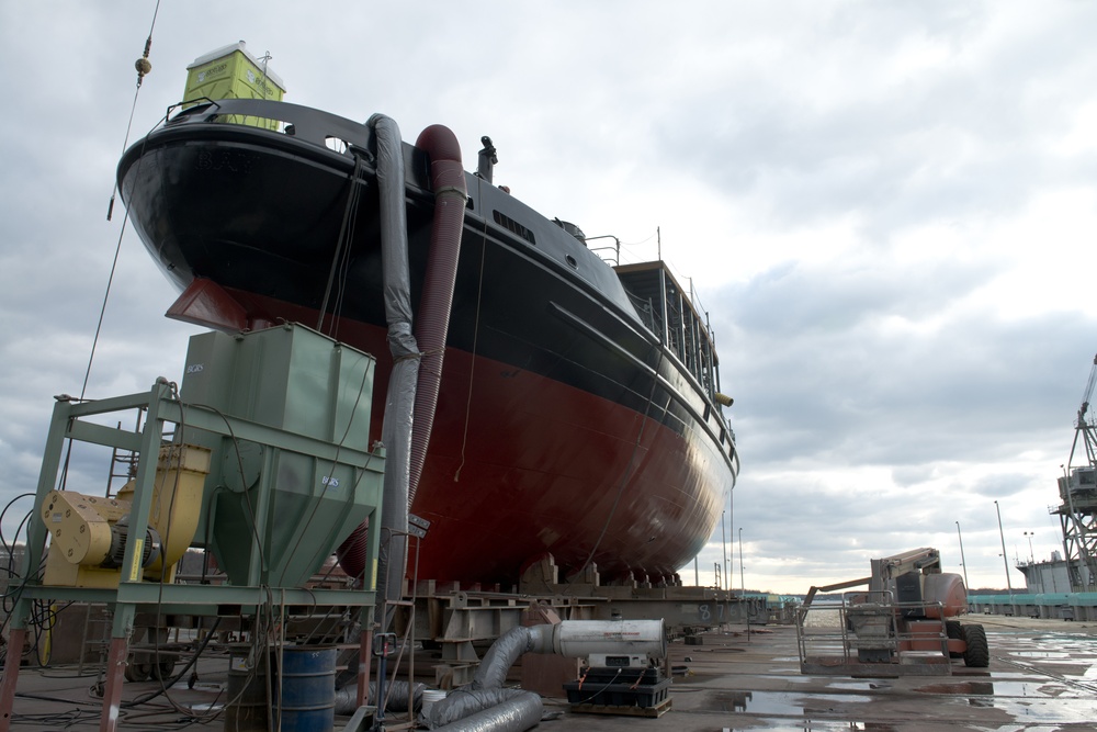 Coast Guard Cutter Morro Bay receives routine maintenance