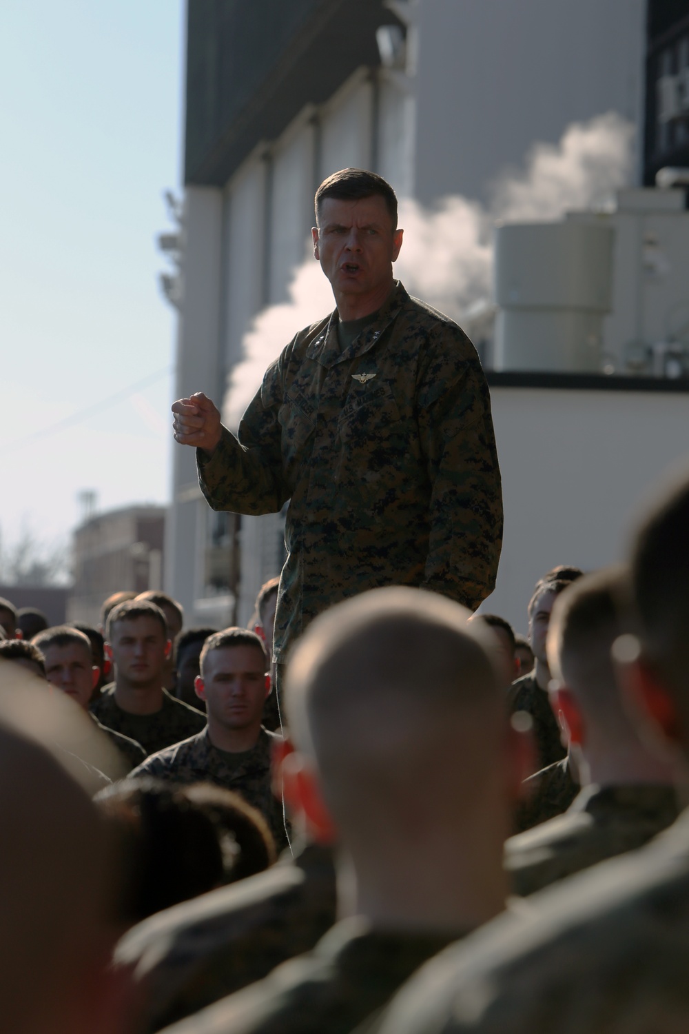 MEF commander visits Cherry Point, emphasizes readiness, standards, values