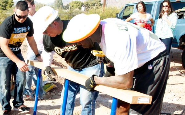 NFL Pro Bowl players, Arizona Guard members build fitness course