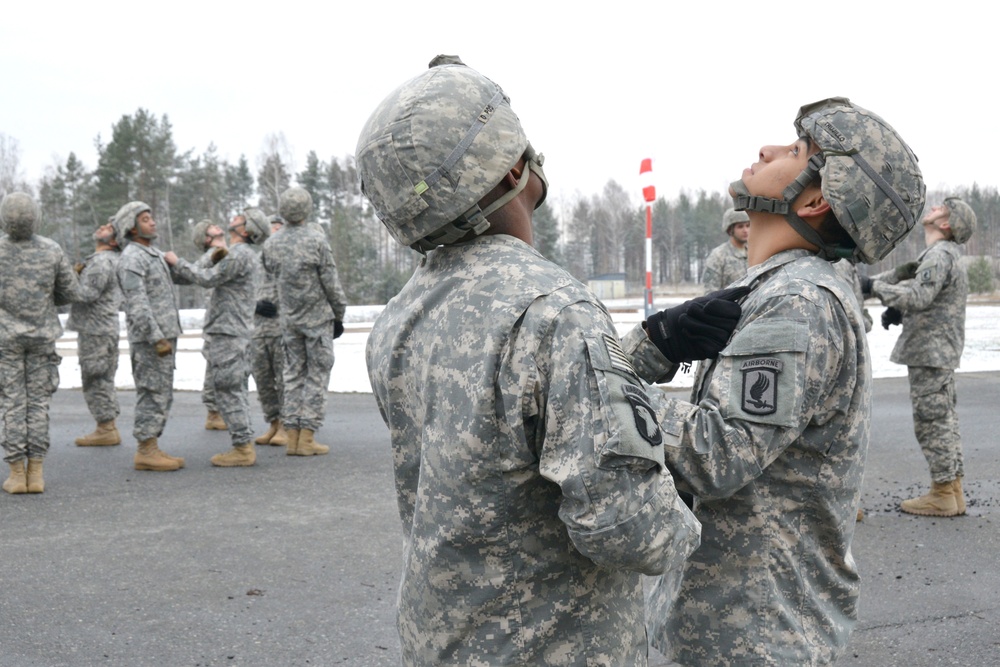 173rd Airborne Brigade conducts airborne operation