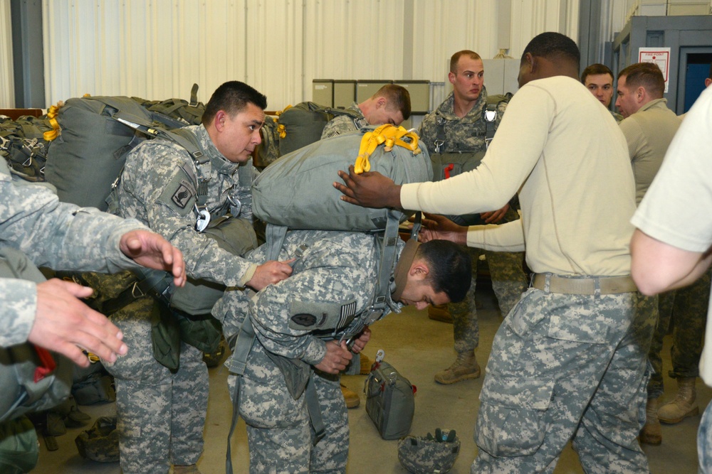 173rd Airborne Brigade conducts airborne operation