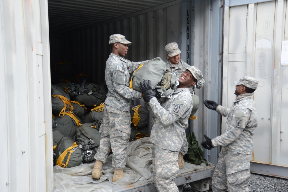 173 Airborne Brigade conduct airborne operation